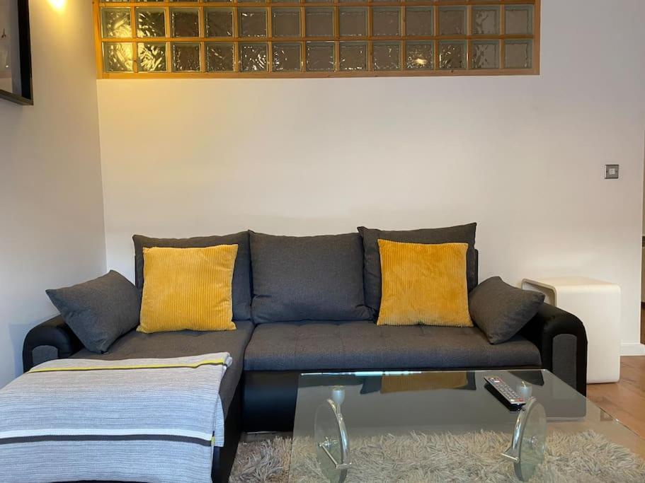 Stunning One B/R Apartment - City Centre Leeds  Exterior foto